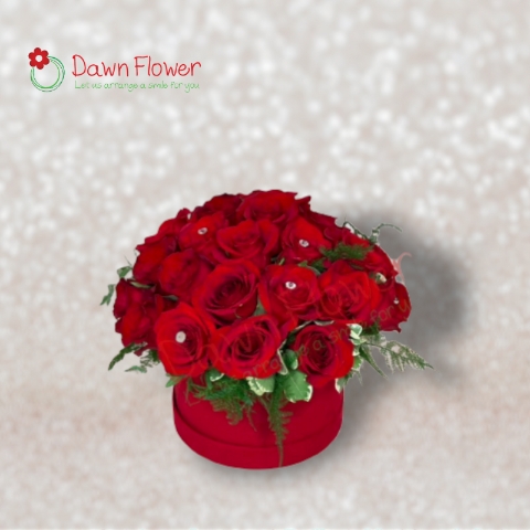 Red Rose Hatbox Arrangement